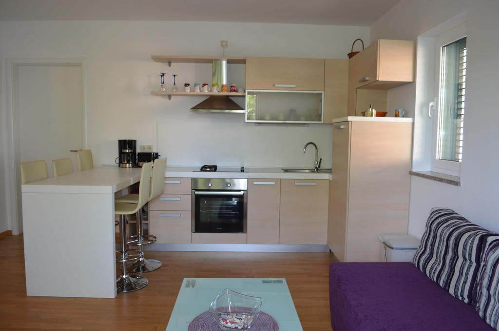 Apartments Soldo Baška Стая снимка