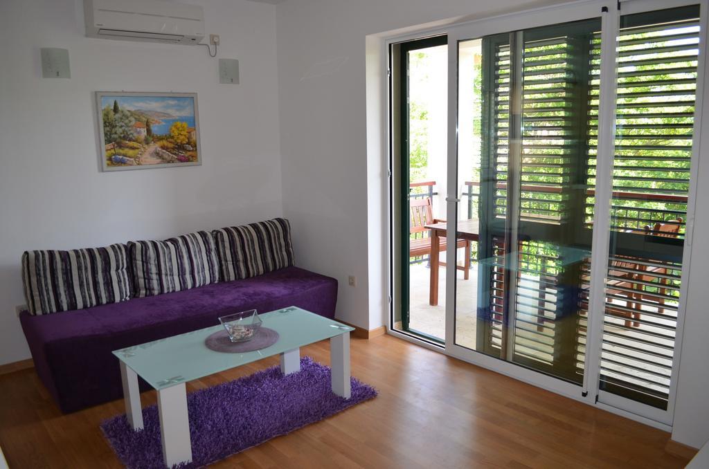 Apartments Soldo Baška Стая снимка